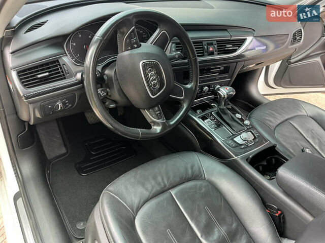 Белый Ауди А6, объемом двигателя 3 л и пробегом 199 тыс. км за 25000 $, фото 17 на Automoto.ua