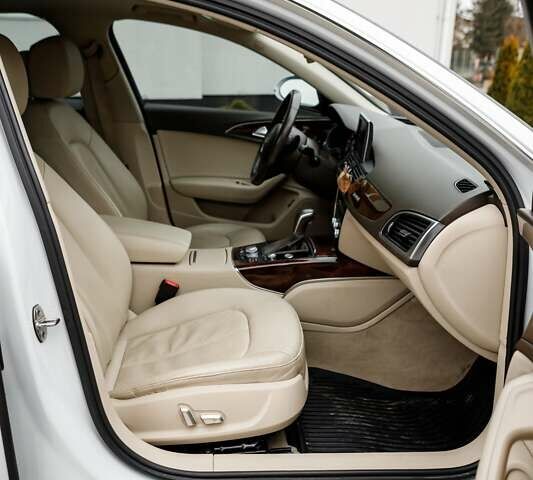 Білий Ауді А6, об'ємом двигуна 1.98 л та пробігом 216 тис. км за 19000 $, фото 33 на Automoto.ua