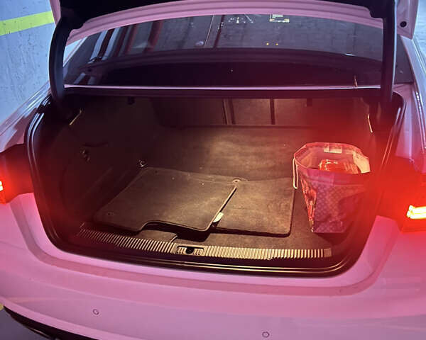 Білий Ауді А6, об'ємом двигуна 1.98 л та пробігом 136 тис. км за 20000 $, фото 10 на Automoto.ua