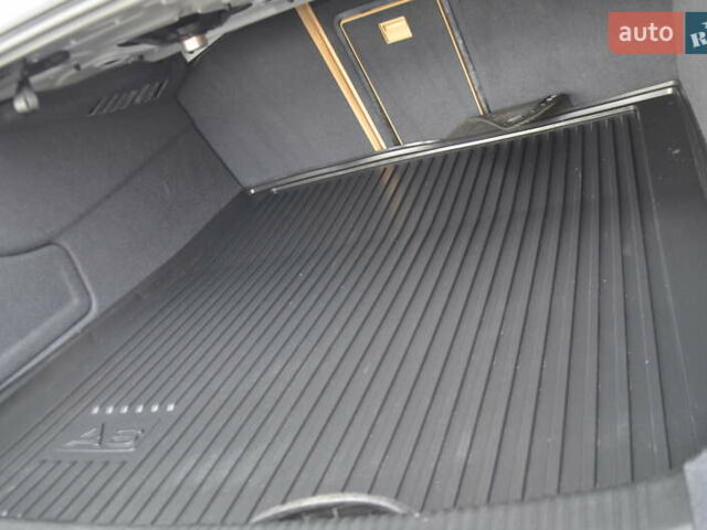 Ауді А6 2015 у Дрогобичі на Automoto.ua Білий Ауді А6, об'ємом двигуна 2 л та пробігом 184 тис. км за 12850 $, фото 55 на Automoto.ua