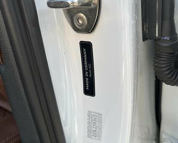 Білий Ауді А6, об'ємом двигуна 2.97 л та пробігом 197 тис. км за 33000 $, фото 27 на Automoto.ua