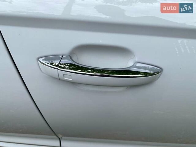 Белый Ауди А6, объемом двигателя 3 л и пробегом 120 тыс. км за 19200 $, фото 9 на Automoto.ua