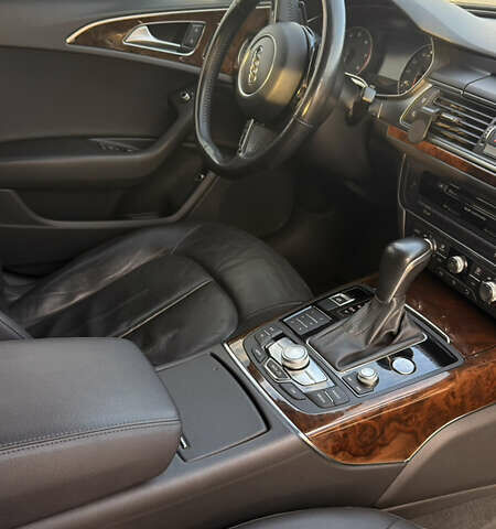 Белый Ауди А6, объемом двигателя 1.98 л и пробегом 150 тыс. км за 17600 $, фото 17 на Automoto.ua