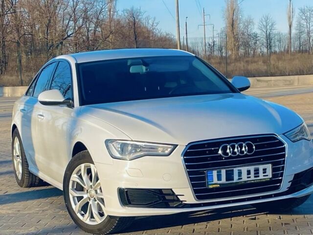 Білий Ауді А6, об'ємом двигуна 1.8 л та пробігом 175 тис. км за 18500 $, фото 2 на Automoto.ua