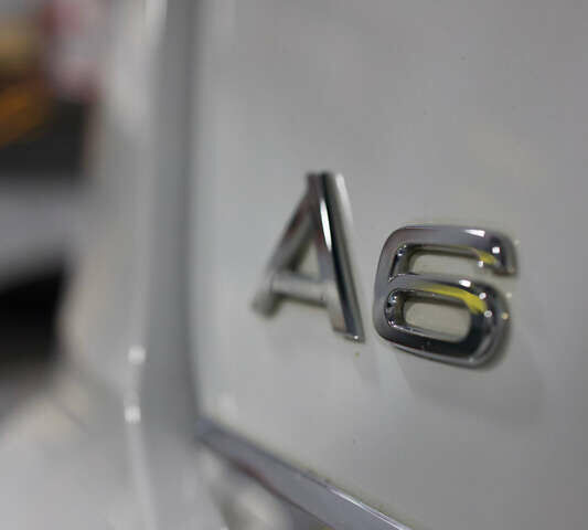 Білий Ауді А6, об'ємом двигуна 2.97 л та пробігом 206 тис. км за 25000 $, фото 5 на Automoto.ua