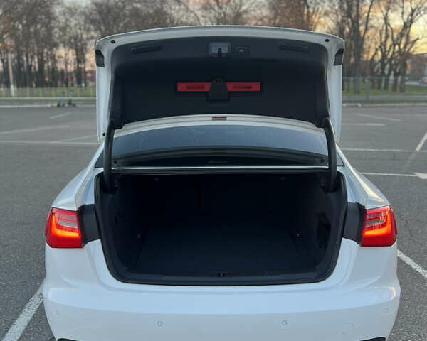 Білий Ауді А6, об'ємом двигуна 1.97 л та пробігом 56 тис. км за 20700 $, фото 10 на Automoto.ua