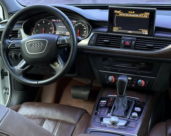 Білий Ауді А6, об'ємом двигуна 1.97 л та пробігом 248 тис. км за 20950 $, фото 18 на Automoto.ua