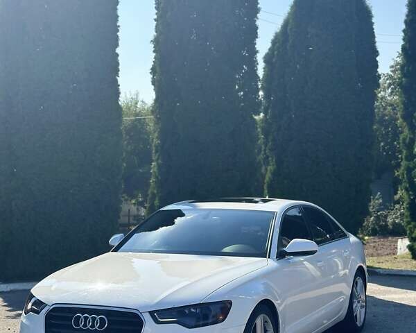 Ауди А6 2015 в Дубно на Automoto.ua Белый Ауди А6, объемом двигателя 2 л и пробегом 120 тыс. км за 14400 $, фото 2 на Automoto.ua