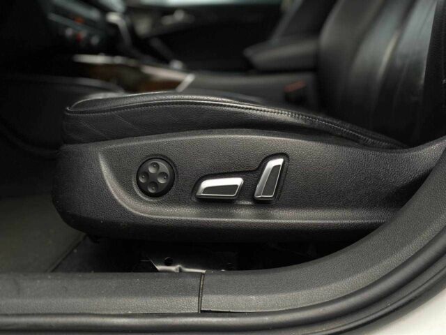 Білий Ауді А6, об'ємом двигуна 3 л та пробігом 172 тис. км за 17990 $, фото 11 на Automoto.ua