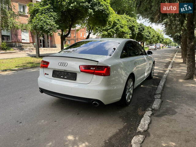 Белый Ауди А6, объемом двигателя 3 л и пробегом 199 тыс. км за 25000 $, фото 1 на Automoto.ua