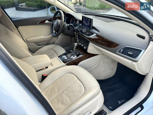 Белый Ауди А6, объемом двигателя 1.98 л и пробегом 150 тыс. км за 14999 $, фото 26 на Automoto.ua
