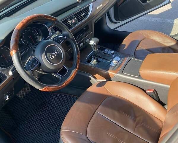 Белый Ауди А6, объемом двигателя 2 л и пробегом 175 тыс. км за 18400 $, фото 7 на Automoto.ua