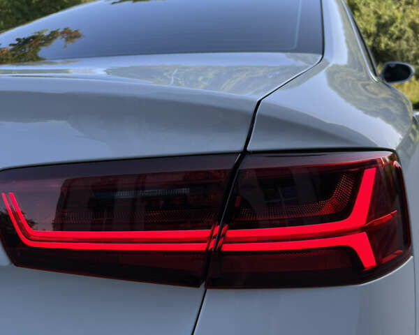 Белый Ауди А6, объемом двигателя 1.97 л и пробегом 156 тыс. км за 21000 $, фото 21 на Automoto.ua