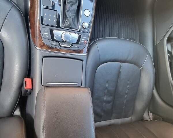 Білий Ауді А6, об'ємом двигуна 2 л та пробігом 290 тис. км за 14300 $, фото 43 на Automoto.ua