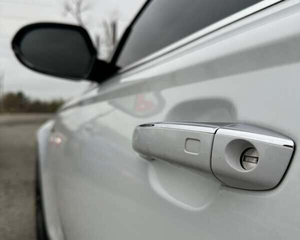 Белый Ауди А6, объемом двигателя 3 л и пробегом 239 тыс. км за 15300 $, фото 9 на Automoto.ua