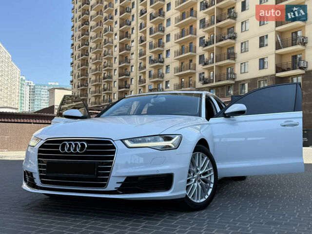 Белый Ауди А6, объемом двигателя 2 л и пробегом 124 тыс. км за 24400 $, фото 5 на Automoto.ua