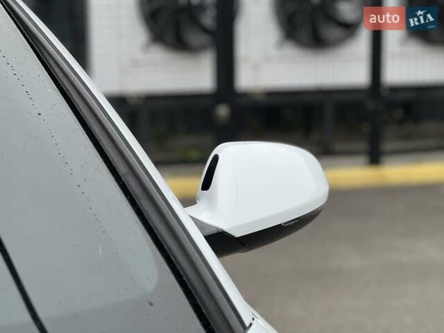 Білий Ауді А6, об'ємом двигуна 3 л та пробігом 231 тис. км за 16999 $, фото 24 на Automoto.ua