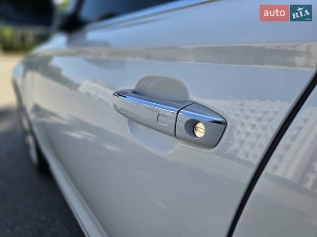 Білий Ауді А6, об'ємом двигуна 2 л та пробігом 60 тис. км за 27500 $, фото 30 на Automoto.ua