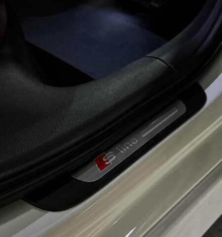 Білий Ауді А6, об'ємом двигуна 1.98 л та пробігом 161 тис. км за 20000 $, фото 14 на Automoto.ua