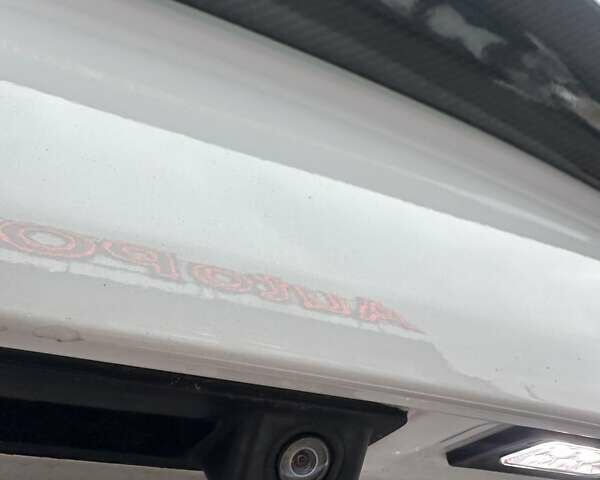 Белый Ауди А6, объемом двигателя 3 л и пробегом 239 тыс. км за 15300 $, фото 14 на Automoto.ua