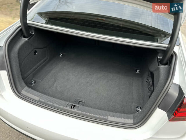 Белый Ауди А6, объемом двигателя 1.97 л и пробегом 120 тыс. км за 19900 $, фото 33 на Automoto.ua