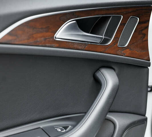 Белый Ауди А6, объемом двигателя 1.97 л и пробегом 179 тыс. км за 25300 $, фото 27 на Automoto.ua