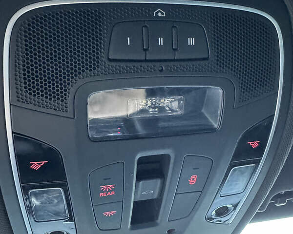 Белый Ауди А6, объемом двигателя 3 л и пробегом 162 тыс. км за 19800 $, фото 23 на Automoto.ua