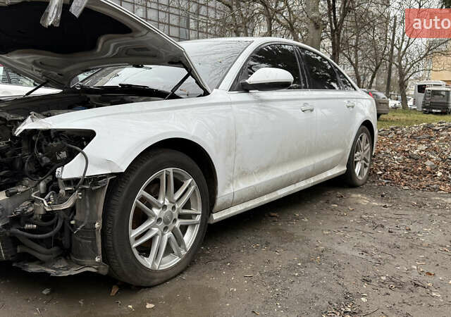 Белый Ауди А6, объемом двигателя 1.97 л и пробегом 128 тыс. км за 11500 $, фото 12 на Automoto.ua