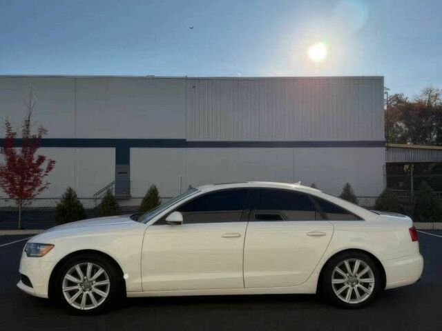 Белый Ауди А6, объемом двигателя 2 л и пробегом 71 тыс. км за 12000 $, фото 7 на Automoto.ua