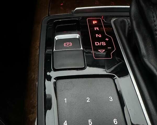 Белый Ауди А6, объемом двигателя 3 л и пробегом 239 тыс. км за 15300 $, фото 25 на Automoto.ua