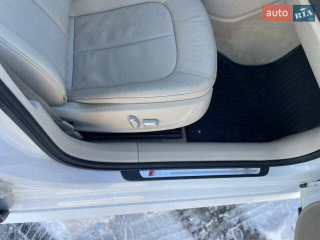 Білий Ауді А6, об'ємом двигуна 2 л та пробігом 132 тис. км за 18700 $, фото 46 на Automoto.ua