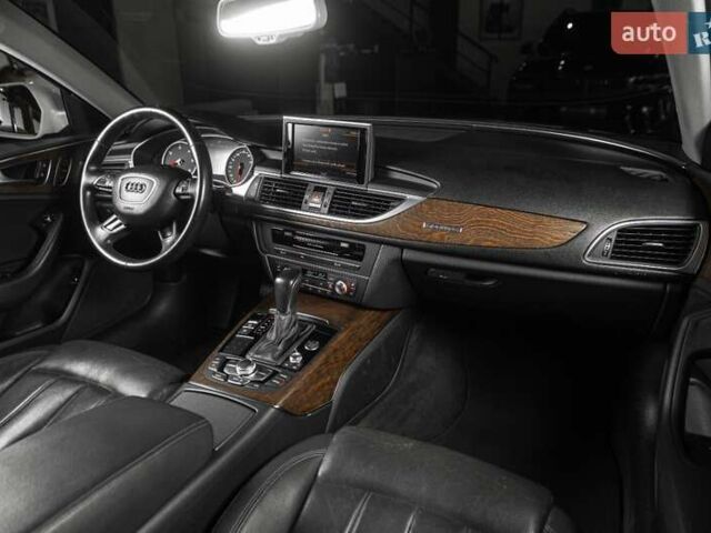 Белый Ауди А6, объемом двигателя 1.97 л и пробегом 121 тыс. км за 26900 $, фото 6 на Automoto.ua