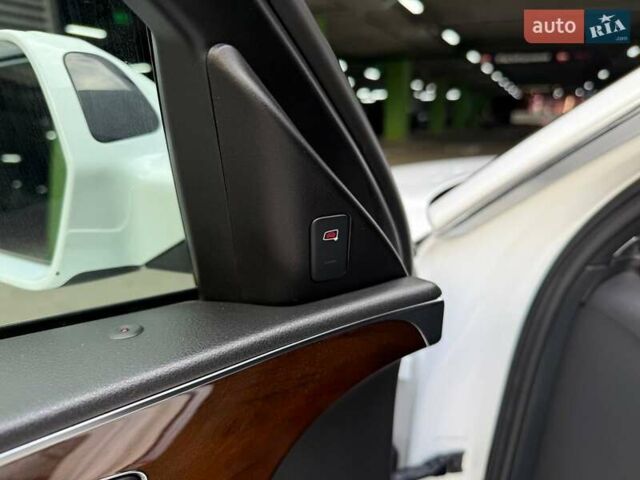 Белый Ауди А6, объемом двигателя 1.98 л и пробегом 163 тыс. км за 17990 $, фото 12 на Automoto.ua