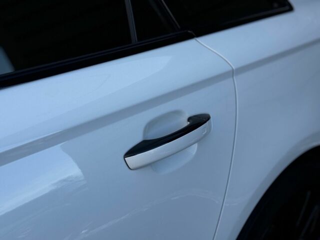 Белый Ауди А6, объемом двигателя 3 л и пробегом 162 тыс. км за 20000 $, фото 3 на Automoto.ua