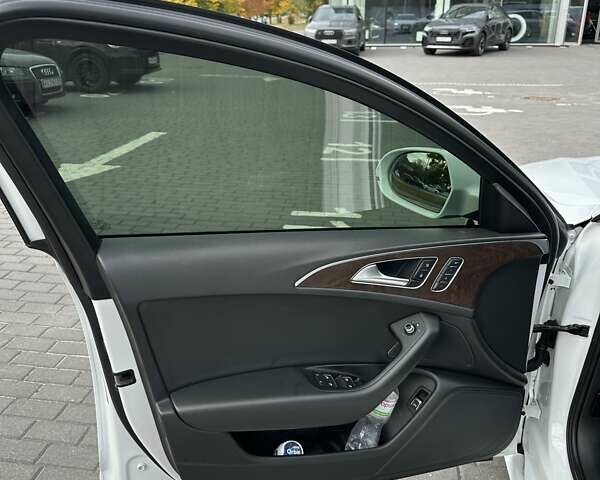 Белый Ауди А6, объемом двигателя 1.98 л и пробегом 176 тыс. км за 29500 $, фото 15 на Automoto.ua