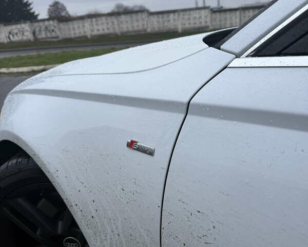 Белый Ауди А6, объемом двигателя 2 л и пробегом 273 тыс. км за 16000 $, фото 5 на Automoto.ua