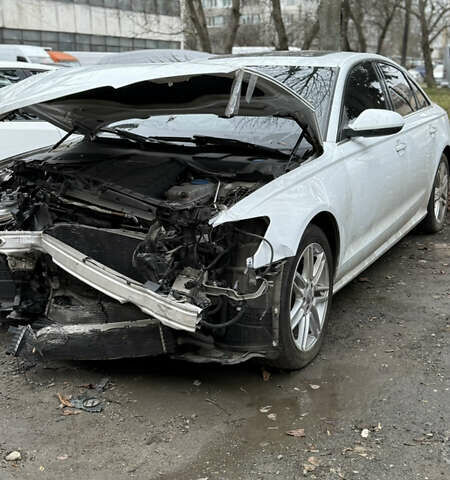 Белый Ауди А6, объемом двигателя 1.97 л и пробегом 128 тыс. км за 11500 $, фото 1 на Automoto.ua