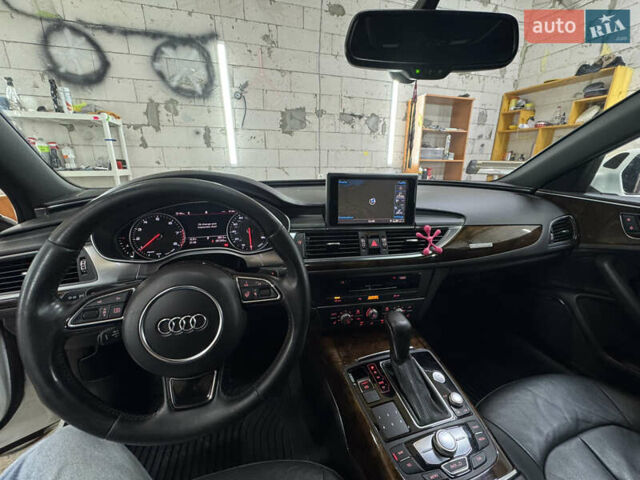 Белый Ауди А6, объемом двигателя 2 л и пробегом 250 тыс. км за 15200 $, фото 11 на Automoto.ua