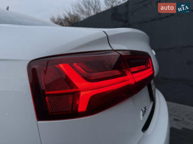 Белый Ауди А6, объемом двигателя 3 л и пробегом 180 тыс. км за 21000 $, фото 44 на Automoto.ua