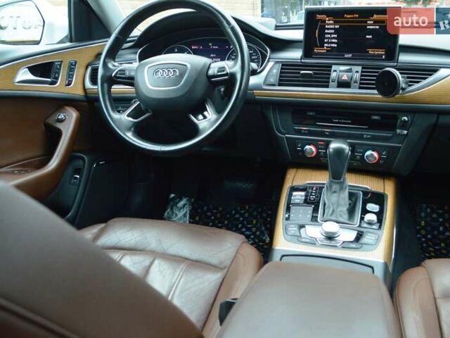 Білий Ауді А6, об'ємом двигуна 2.97 л та пробігом 185 тис. км за 22500 $, фото 53 на Automoto.ua