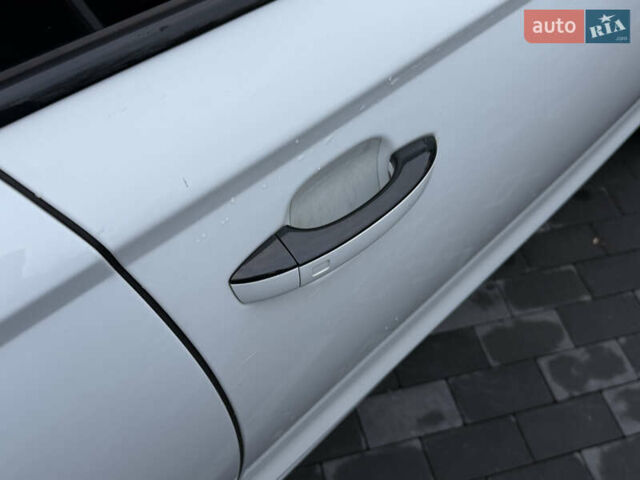Белый Ауди А6, объемом двигателя 3 л и пробегом 180 тыс. км за 21000 $, фото 23 на Automoto.ua