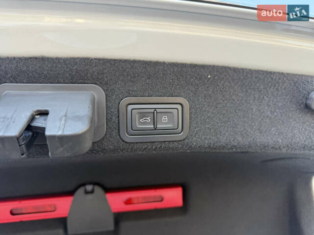 Белый Ауди А6, объемом двигателя 2 л и пробегом 124 тыс. км за 24400 $, фото 58 на Automoto.ua