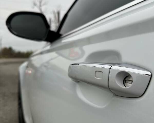 Белый Ауди А6, объемом двигателя 3 л и пробегом 239 тыс. км за 15300 $, фото 8 на Automoto.ua