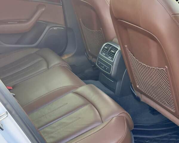 Белый Ауди А6, объемом двигателя 3 л и пробегом 136 тыс. км за 21500 $, фото 30 на Automoto.ua