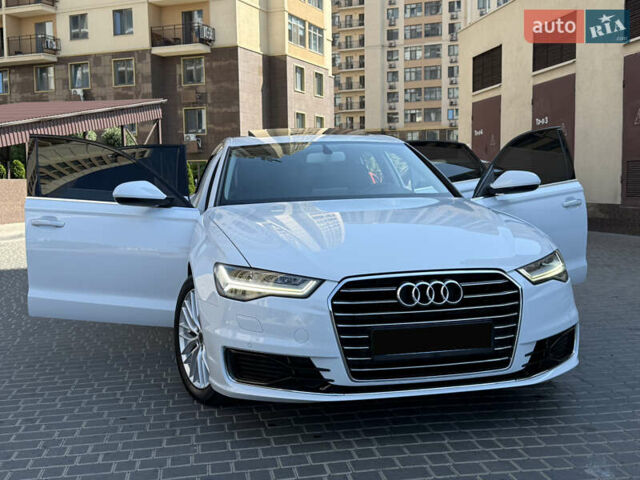 Белый Ауди А6, объемом двигателя 2 л и пробегом 124 тыс. км за 24400 $, фото 4 на Automoto.ua