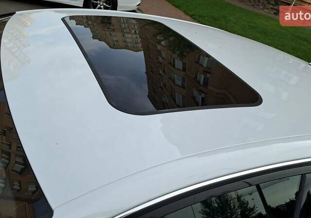 Белый Ауди А6, объемом двигателя 2 л и пробегом 155 тыс. км за 22999 $, фото 2 на Automoto.ua