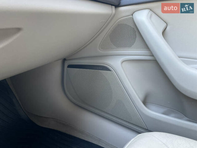 Білий Ауді А6, об'ємом двигуна 2 л та пробігом 132 тис. км за 18700 $, фото 22 на Automoto.ua