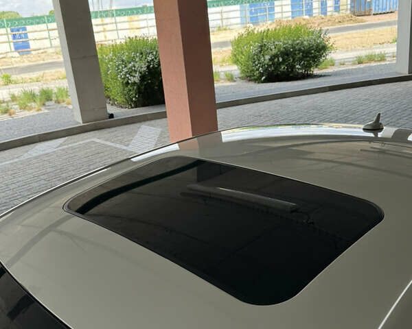 Білий Ауді А6, об'ємом двигуна 2 л та пробігом 174 тис. км за 17300 $, фото 12 на Automoto.ua