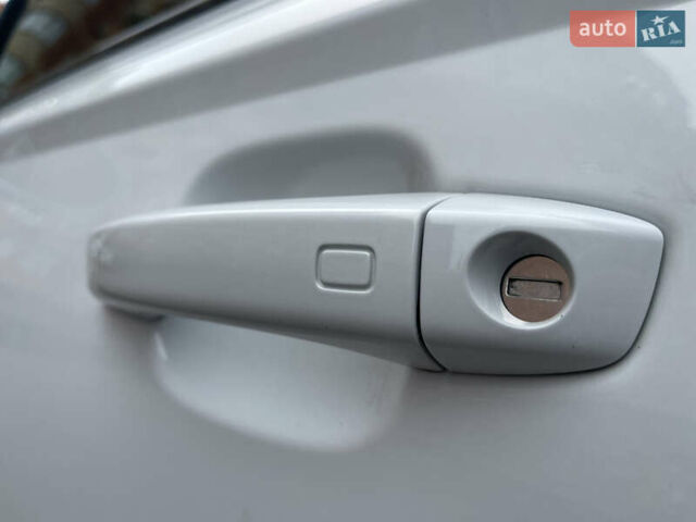 Белый Ауди А6, объемом двигателя 3 л и пробегом 198 тыс. км за 16500 $, фото 15 на Automoto.ua