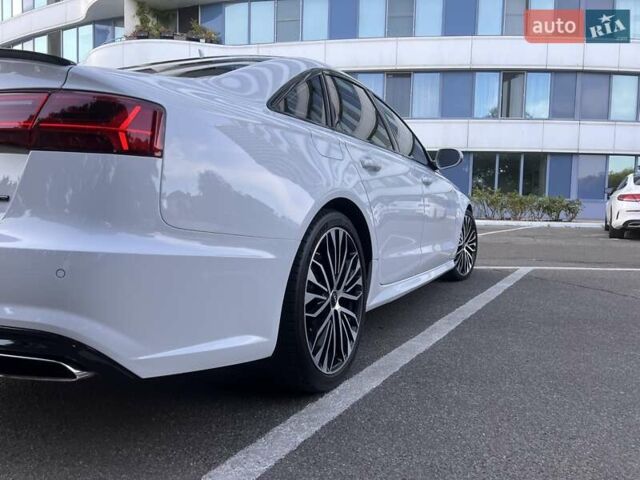 Белый Ауди А6, объемом двигателя 3 л и пробегом 203 тыс. км за 19999 $, фото 2 на Automoto.ua